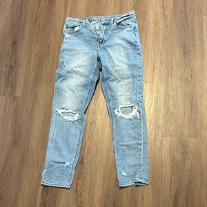 American Eagle Outfitters Light Blue Ripped Mom Jeans